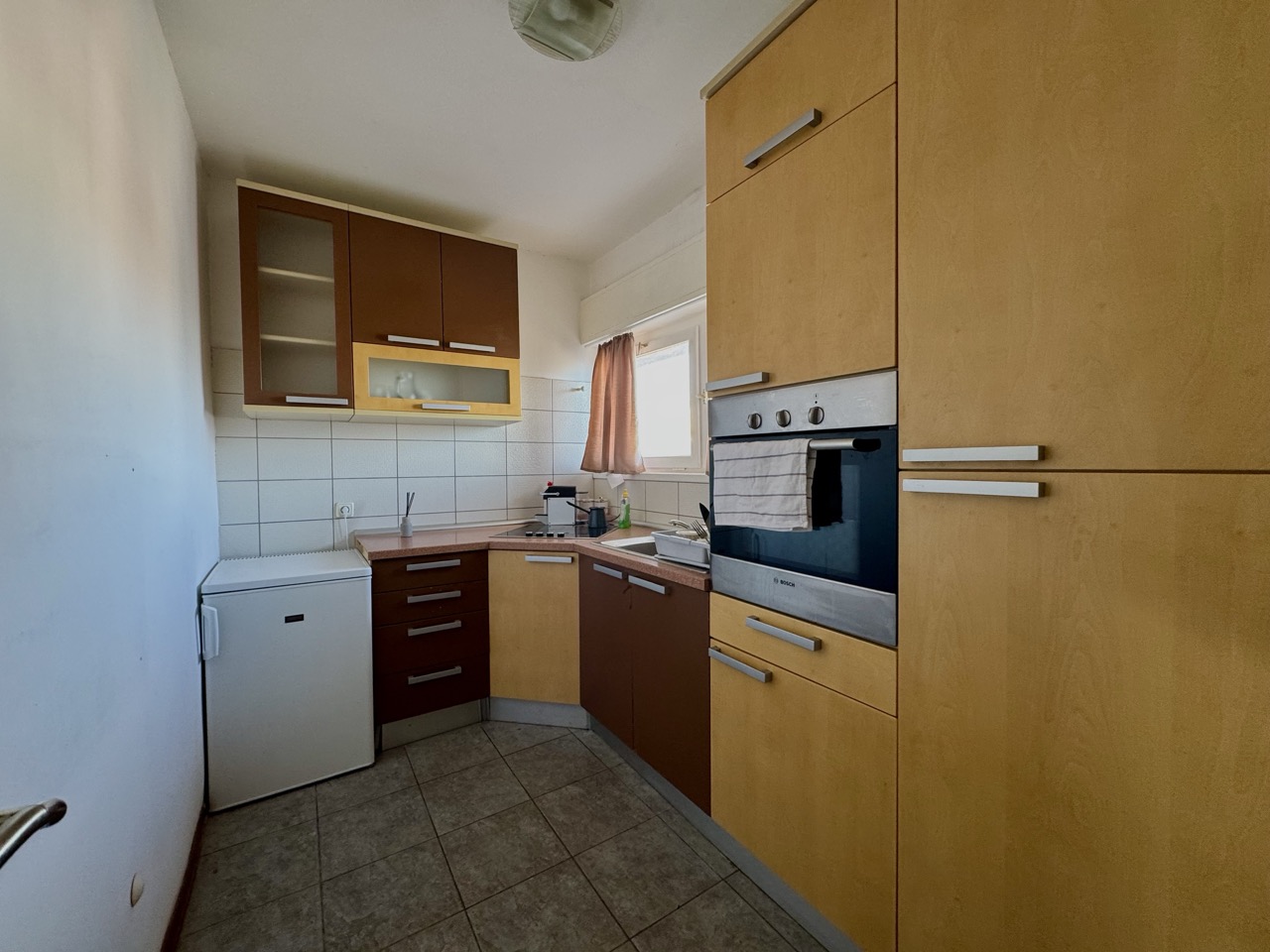 Šibenik, Centar: Prostran jednosoban stan nadomak rive s prekrasnim pogledom 50m2